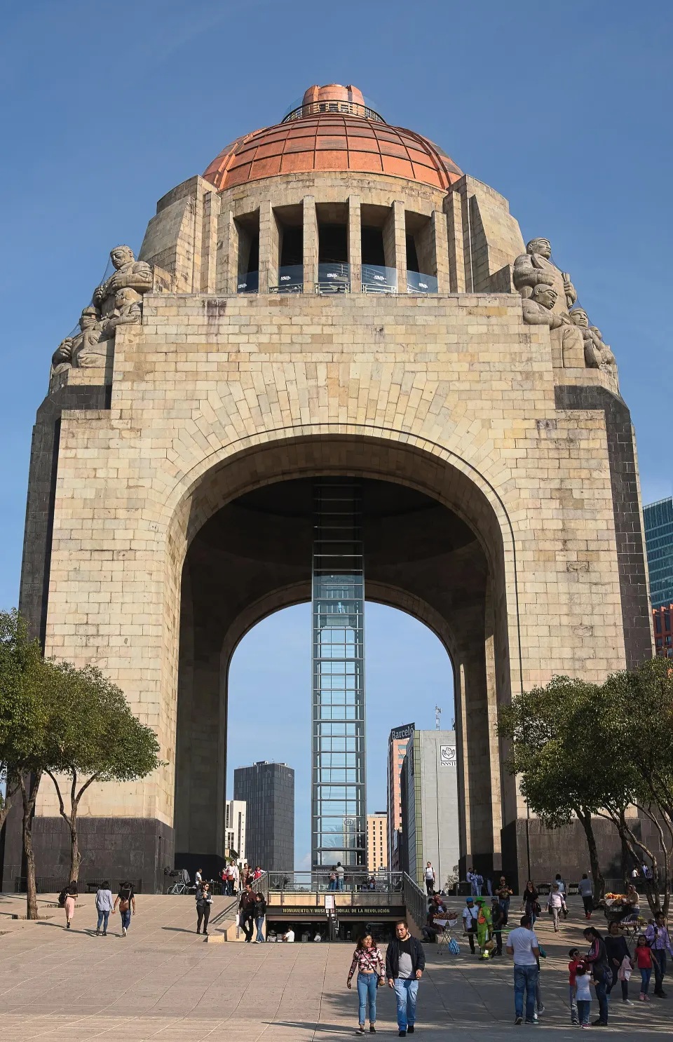 Monumento a la Revolución