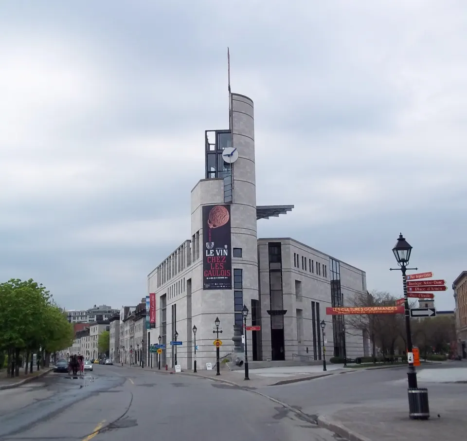 Pointe-à-Callière Museum