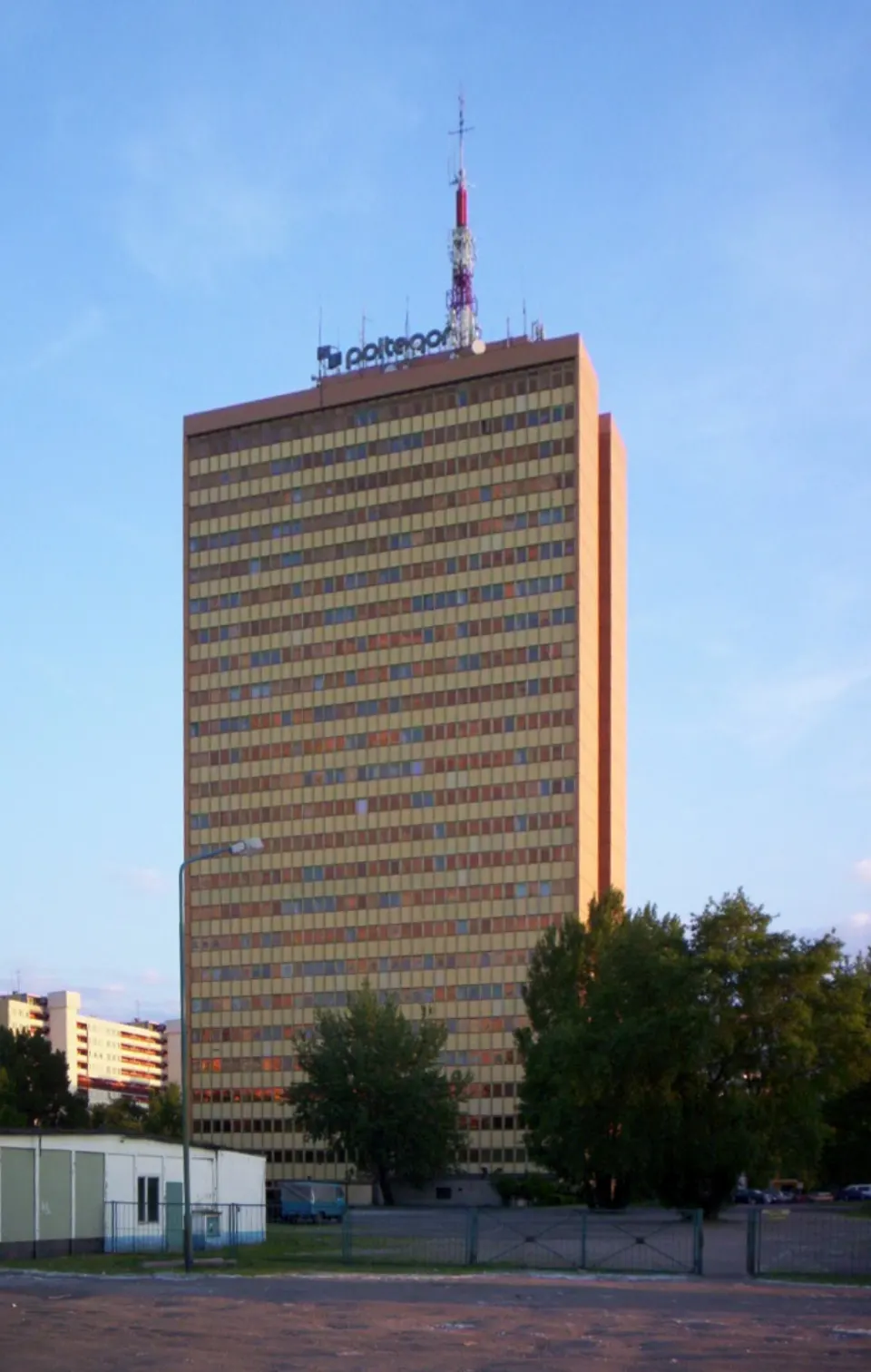 Poltegor Centre