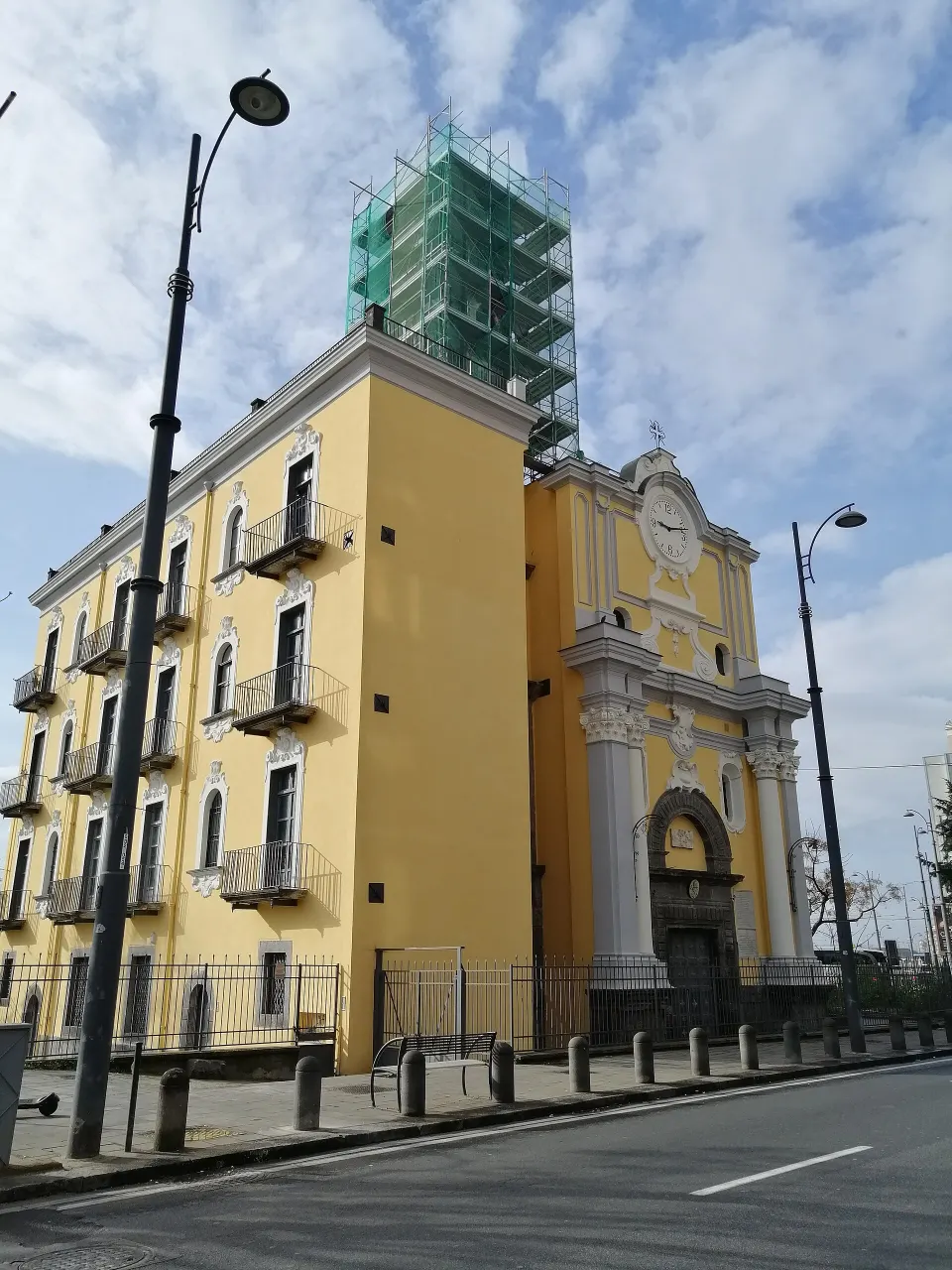 Santa Maria di Portosalvo, Naples