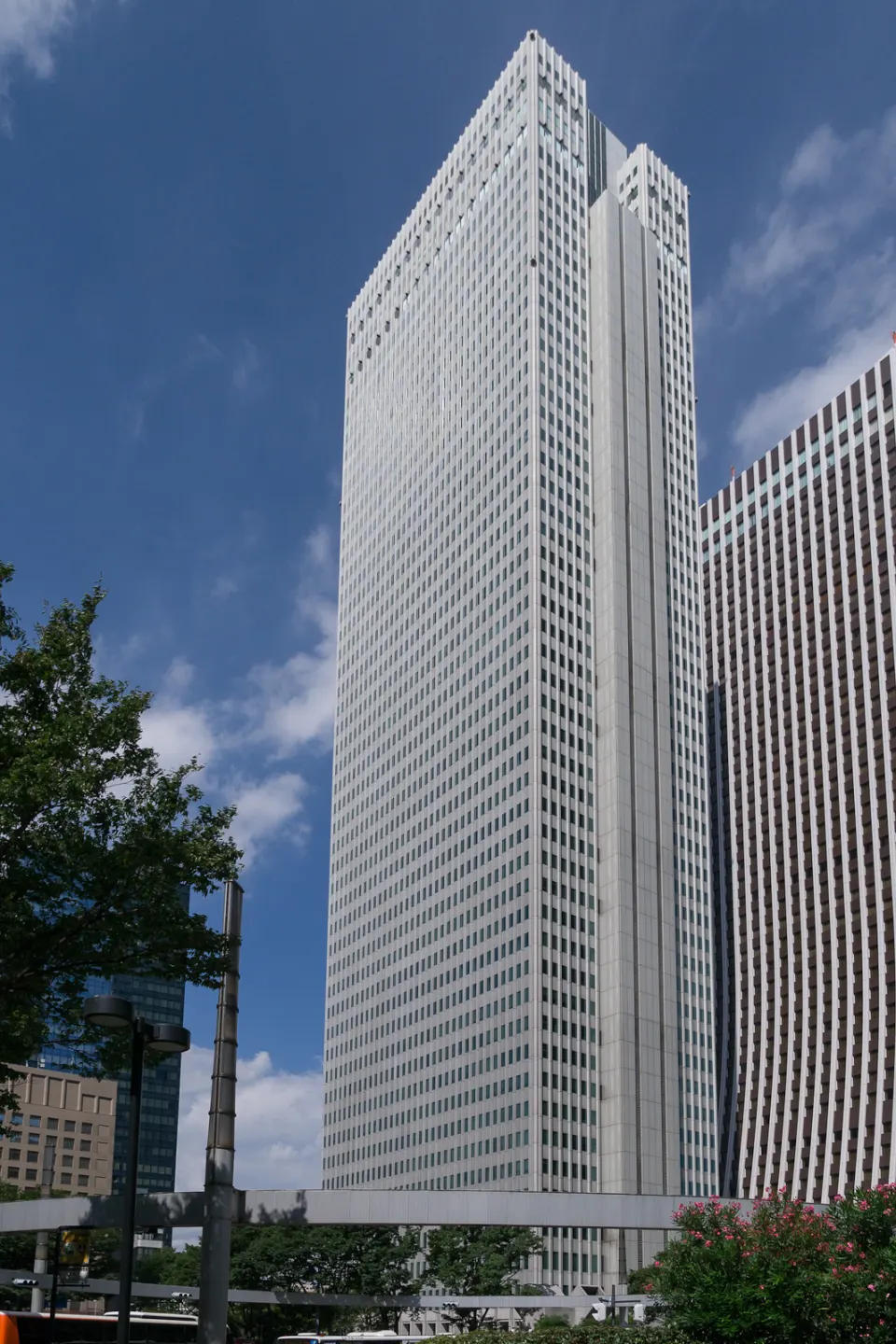 Shinjuku Nomura Building