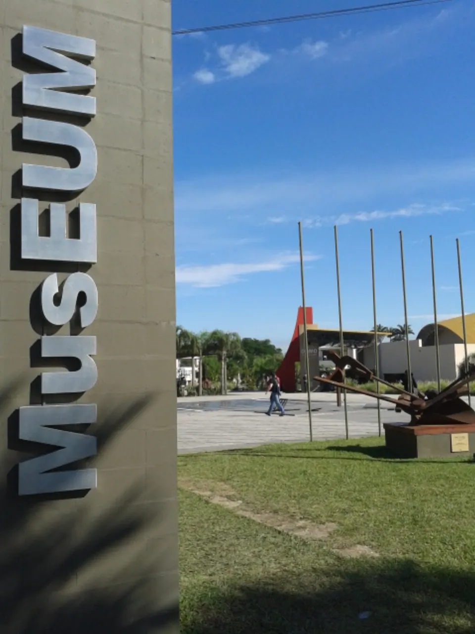Resistencia Biennial International Sculptures Contest