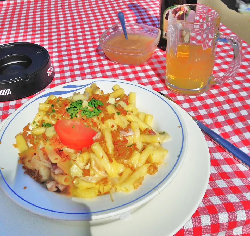 Älplermagronen, reference photograph for the food guide