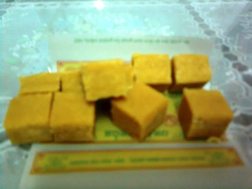 bánh đậu xanh, reference photograph for the food guide