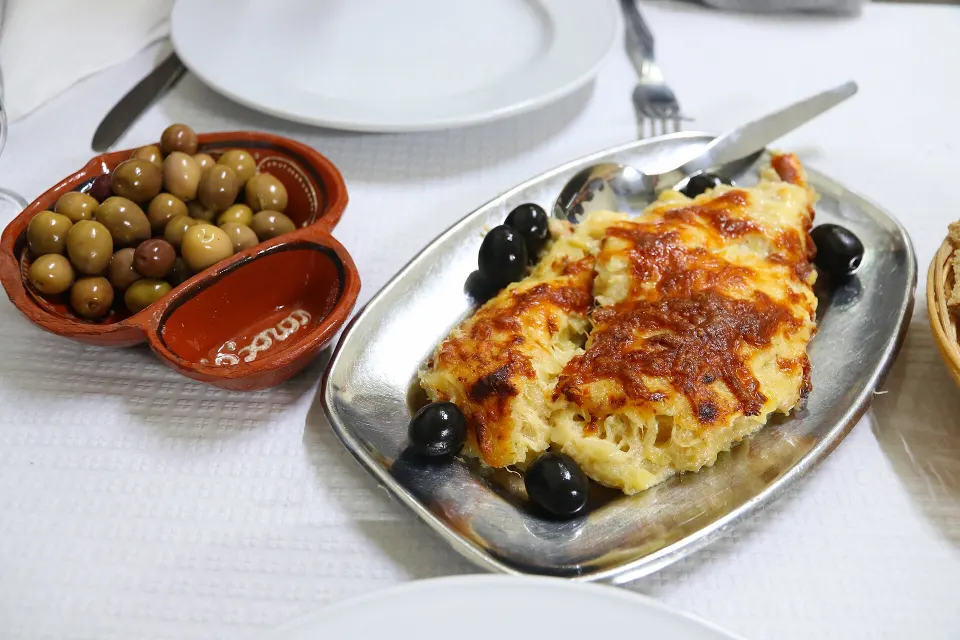 Bacalhau com natas, reference photograph for the food guide