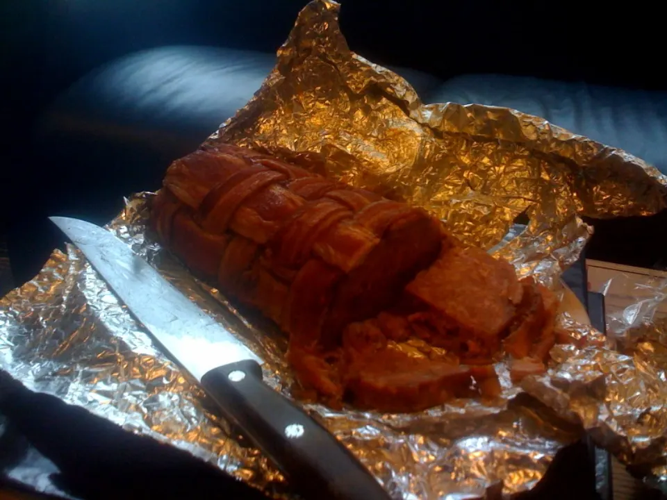 Bacon Explosion, reference photograph for the food guide