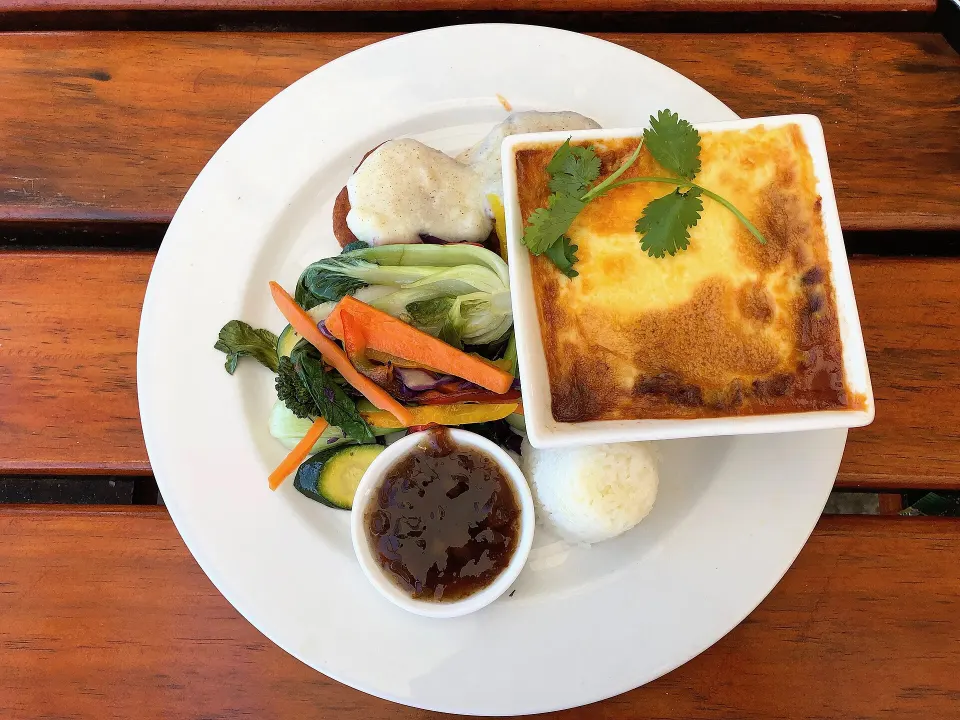 bobotie, reference photograph for the food guide