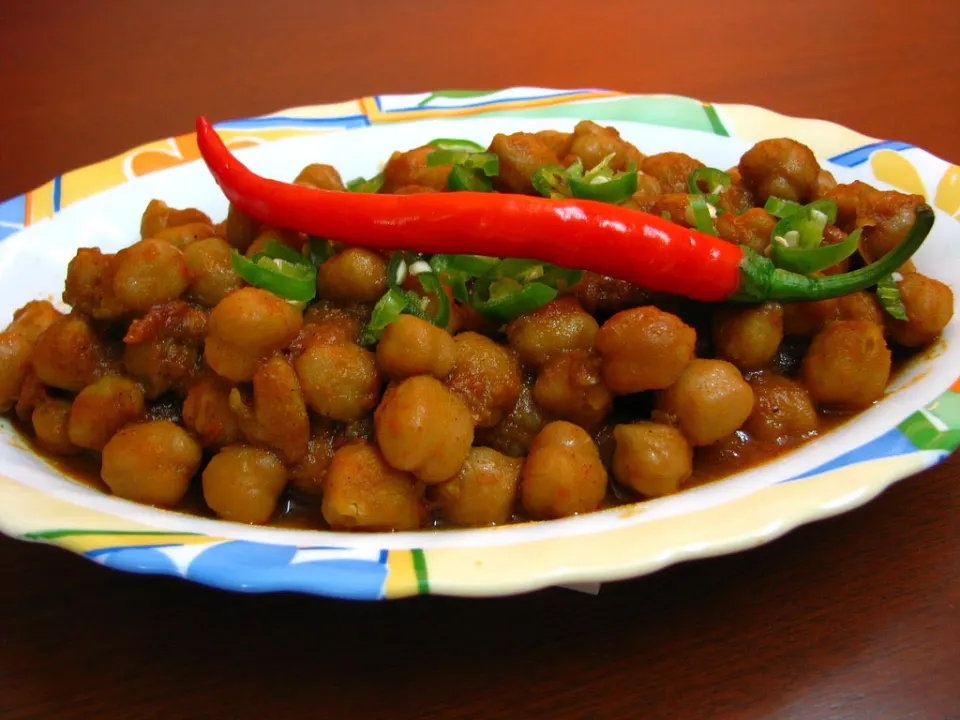 chana masala, reference photograph for the food guide