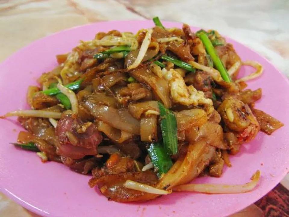 char kway teow, reference photograph for the food guide