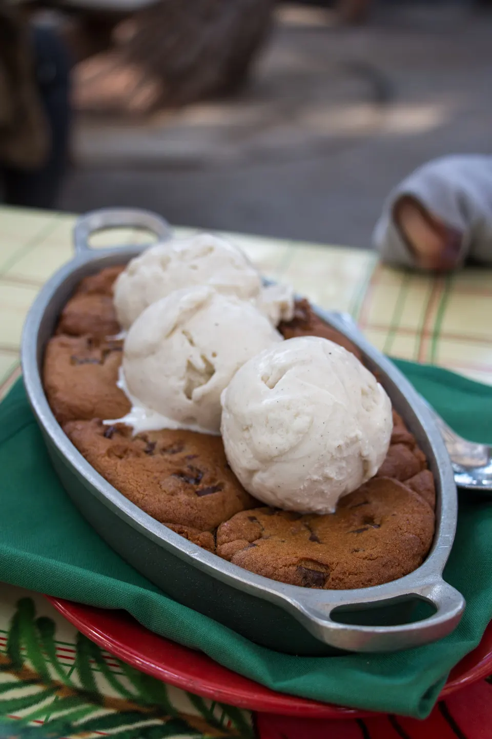 Chef Cookie's Deep Dish, reference photograph for the food guide