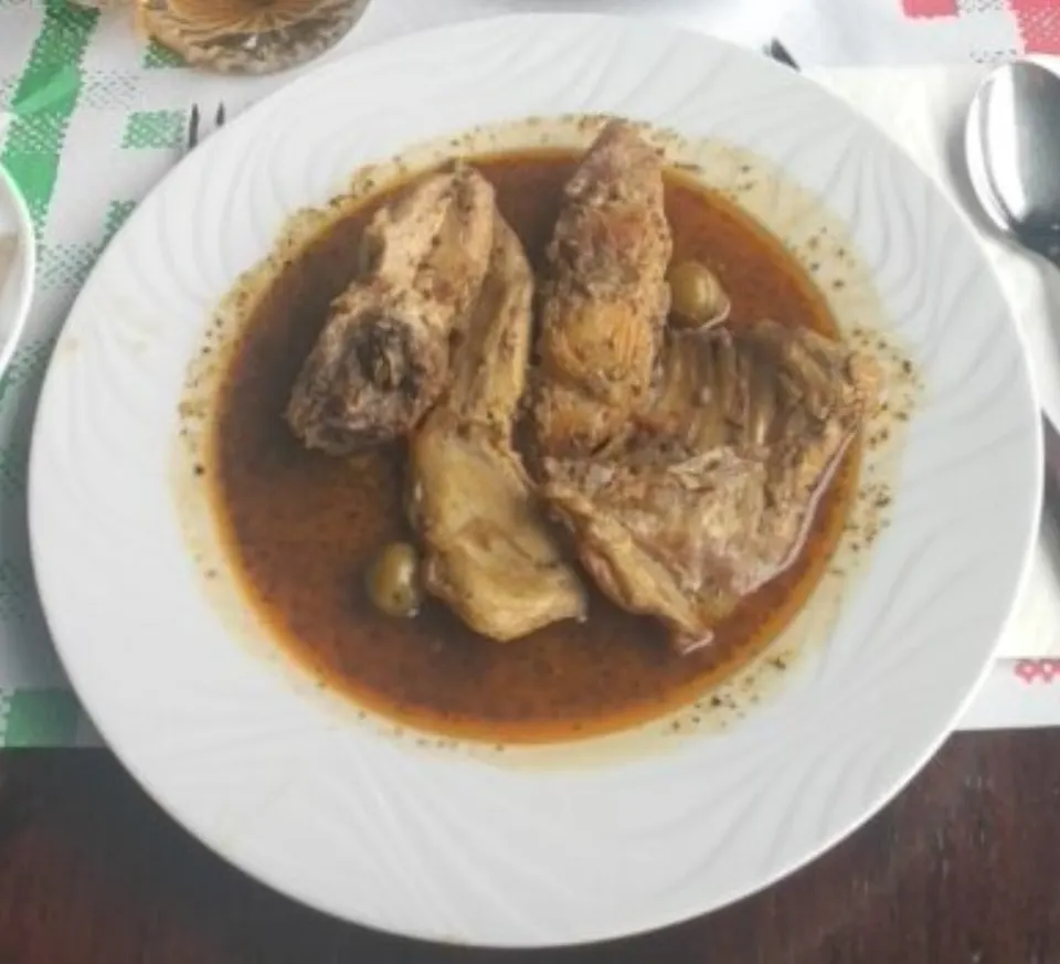 Conejo en salmorejo, reference photograph for the food guide