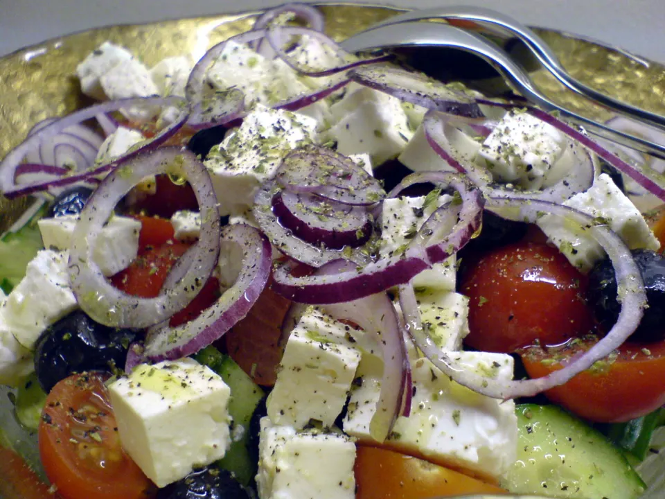 Greek salad, reference photograph for the food guide