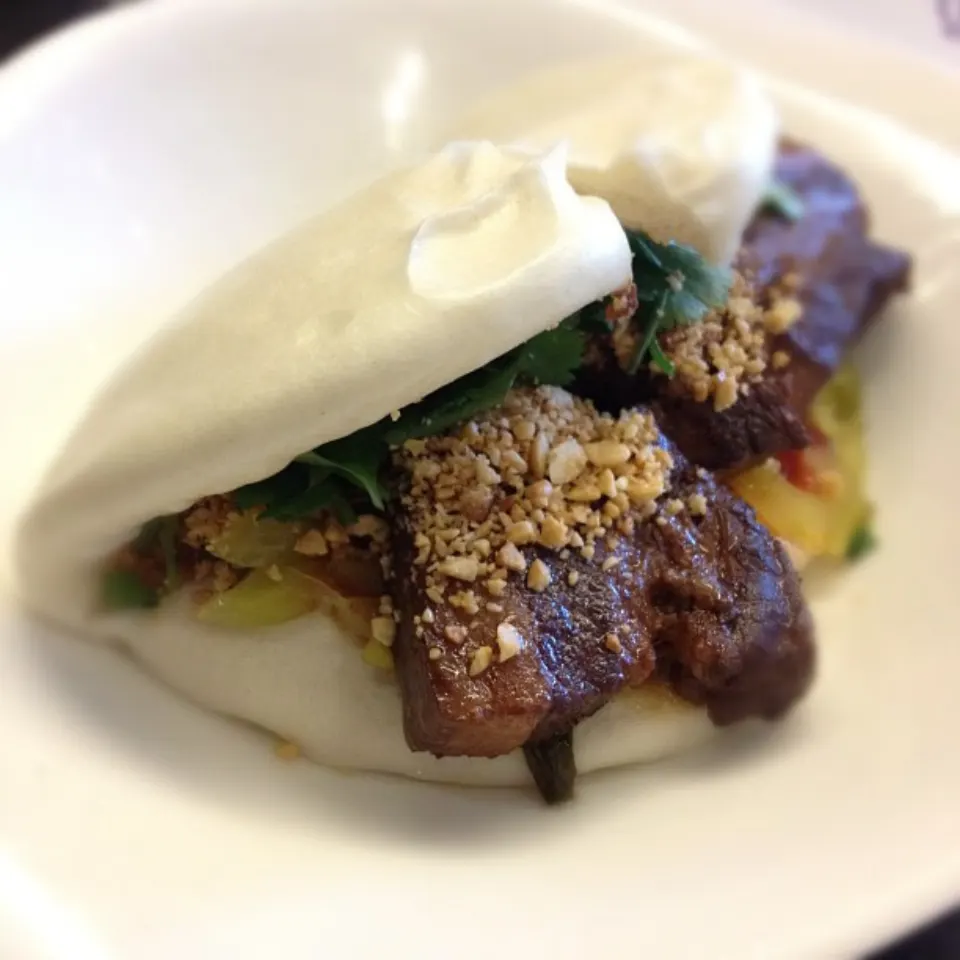 gua-bao, reference photograph for the food guide