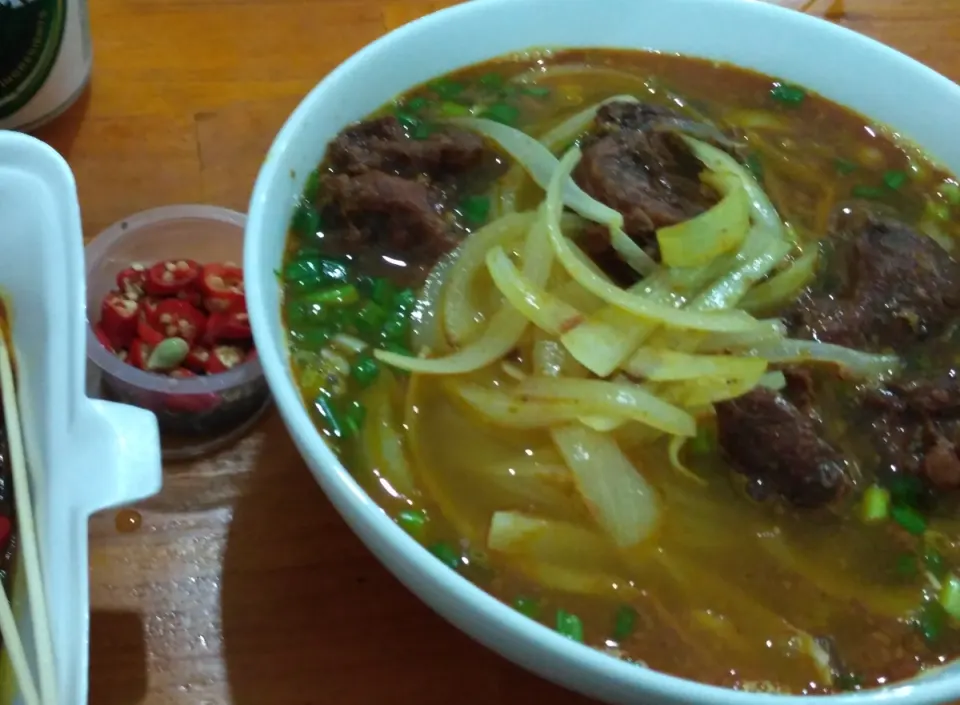 Hủ tiếu, reference photograph for the food guide