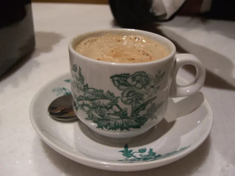 Ipoh white coffee, reference photograph for the food guide