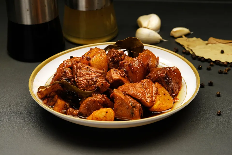 adobo, reference photograph for the food guide