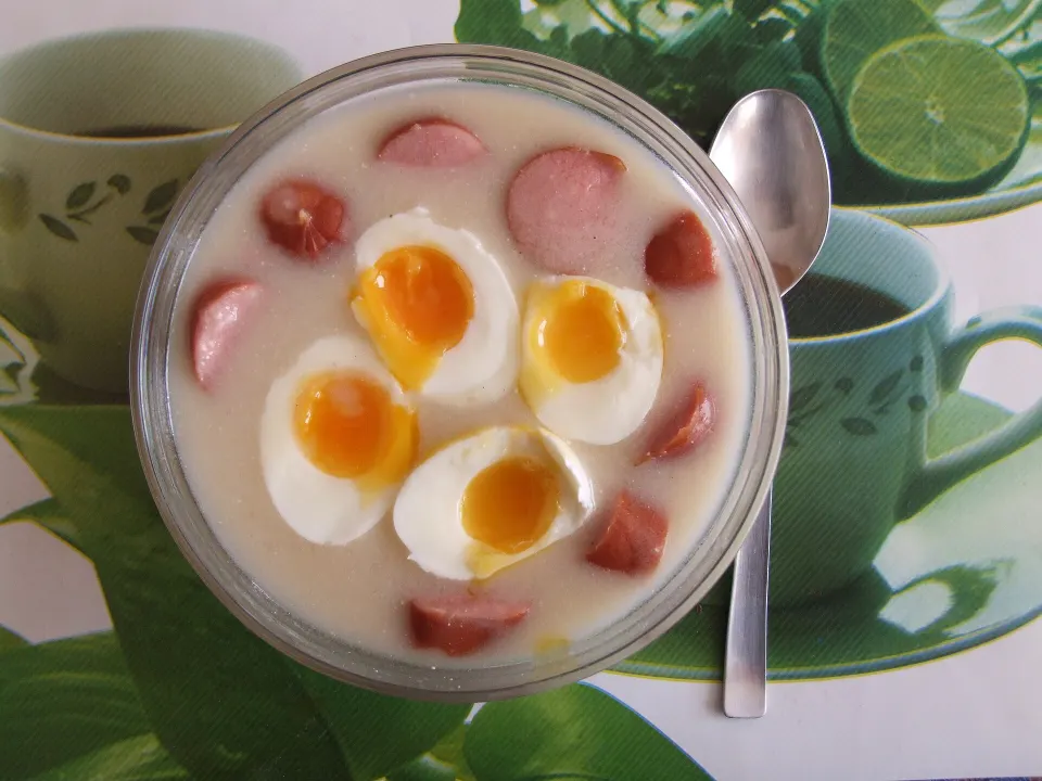 sour rye soup, reference photograph for the food guide