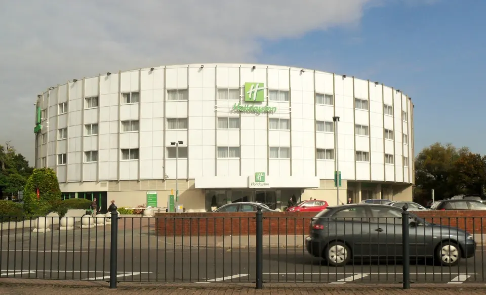 Ariel Hotel