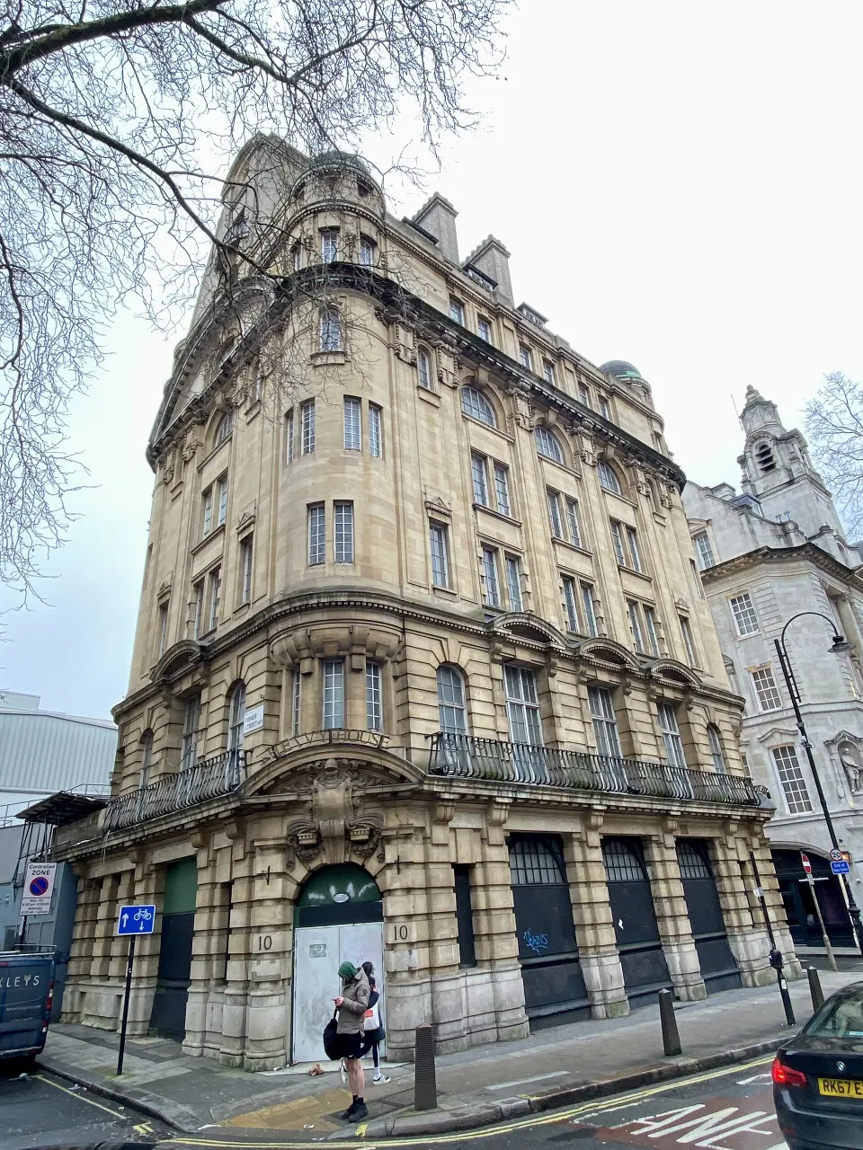 Carlisle House