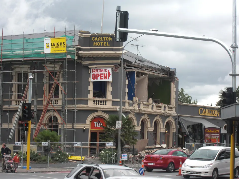 Carlton Hotel