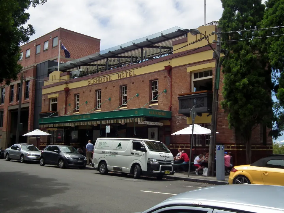 Glenmore Hotel