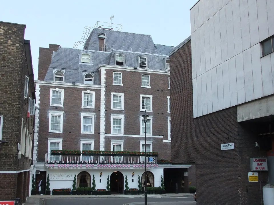 Park Lane Mews Hotel