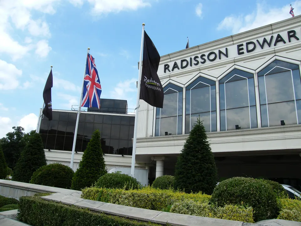 Radisson Blu Edwardian Heathrow Hotel