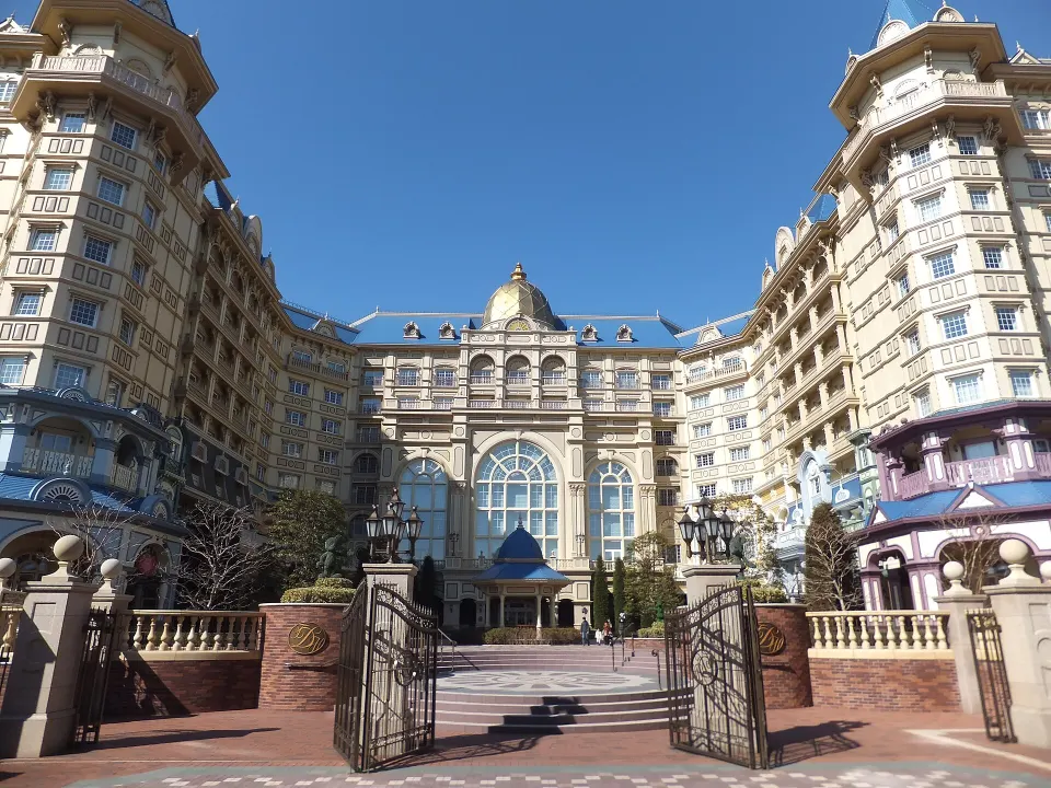 Tokyo Disneyland Hotel